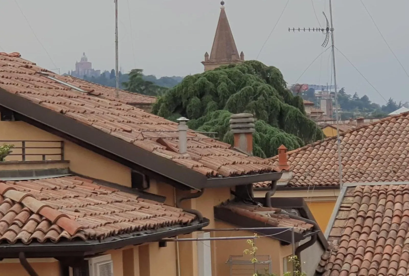 Panoramic Attic In The Historic Center Apartment Bologna